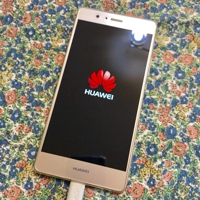 HUAWEI P9 lite